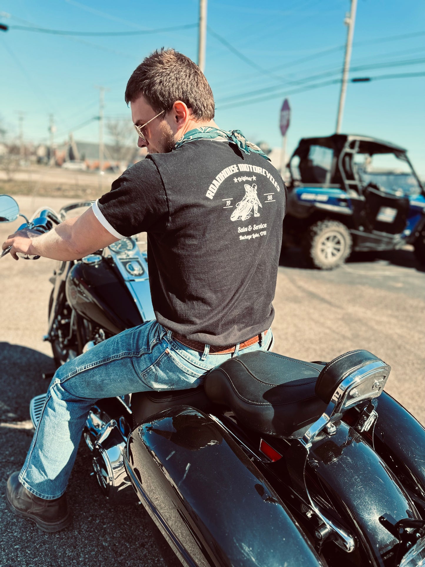 The Classic Tee Black/White